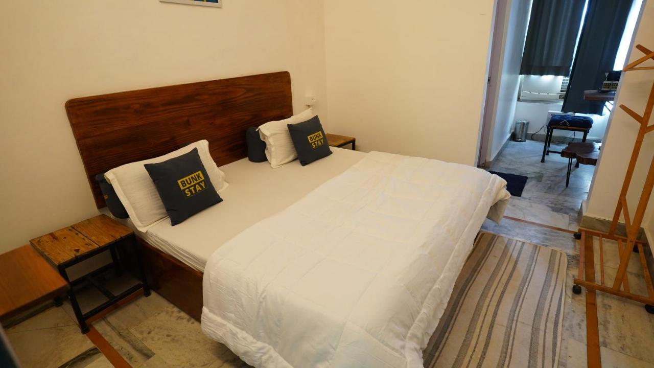 Bunkstay Coworking Hostel & Glamping Rishikesh Bagian luar foto