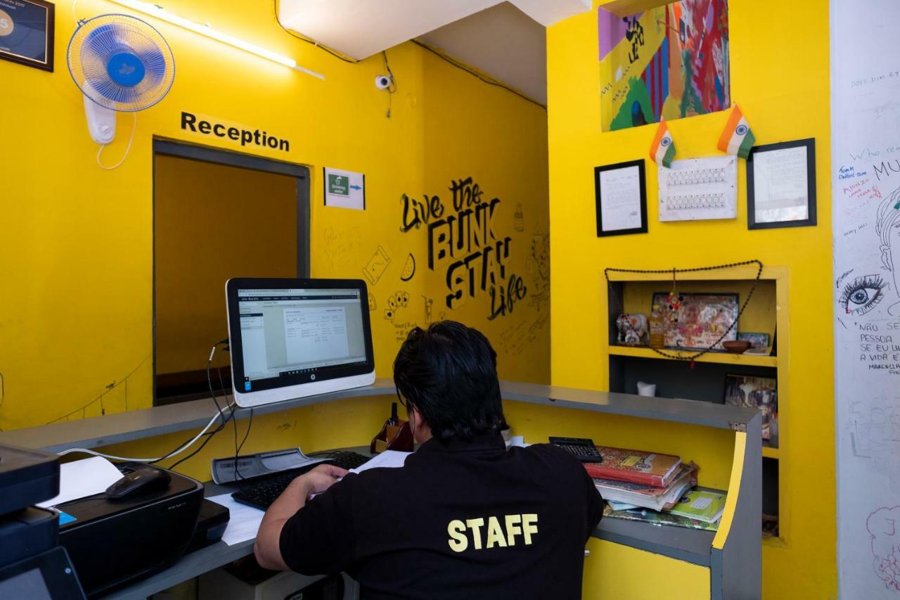Bunkstay Coworking Hostel & Glamping Rishikesh Bagian luar foto